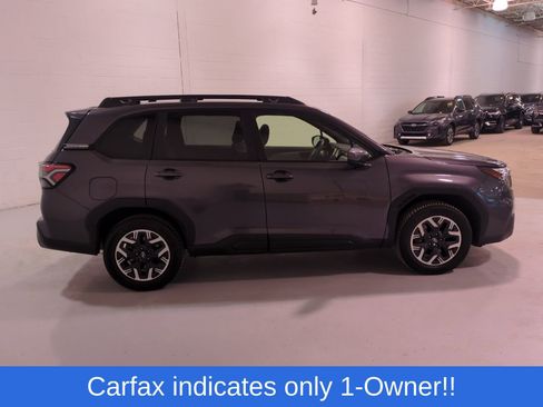 Certified 2025 Subaru Forester Premium w/ Convenience Package #1 AWD/4WD image 3
