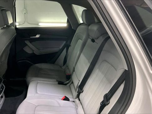 Certified 2023 Audi Q5 2.0T Premium Plus w/ Premium Plus Package image 28