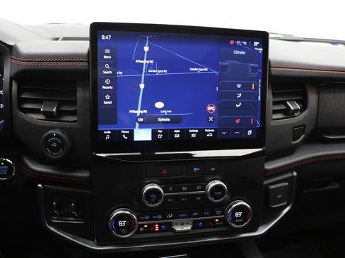 Used 2022 Ford Expedition Limited image 23