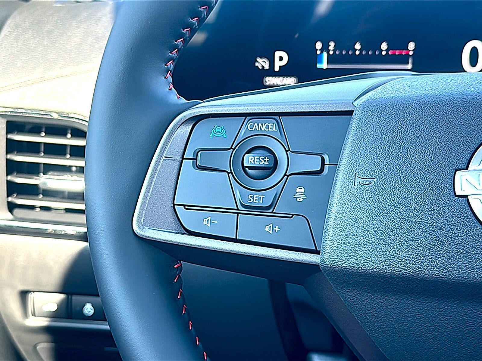 New 2027 Nissan Sentra SR w/ SR Premium Package FWD image 20