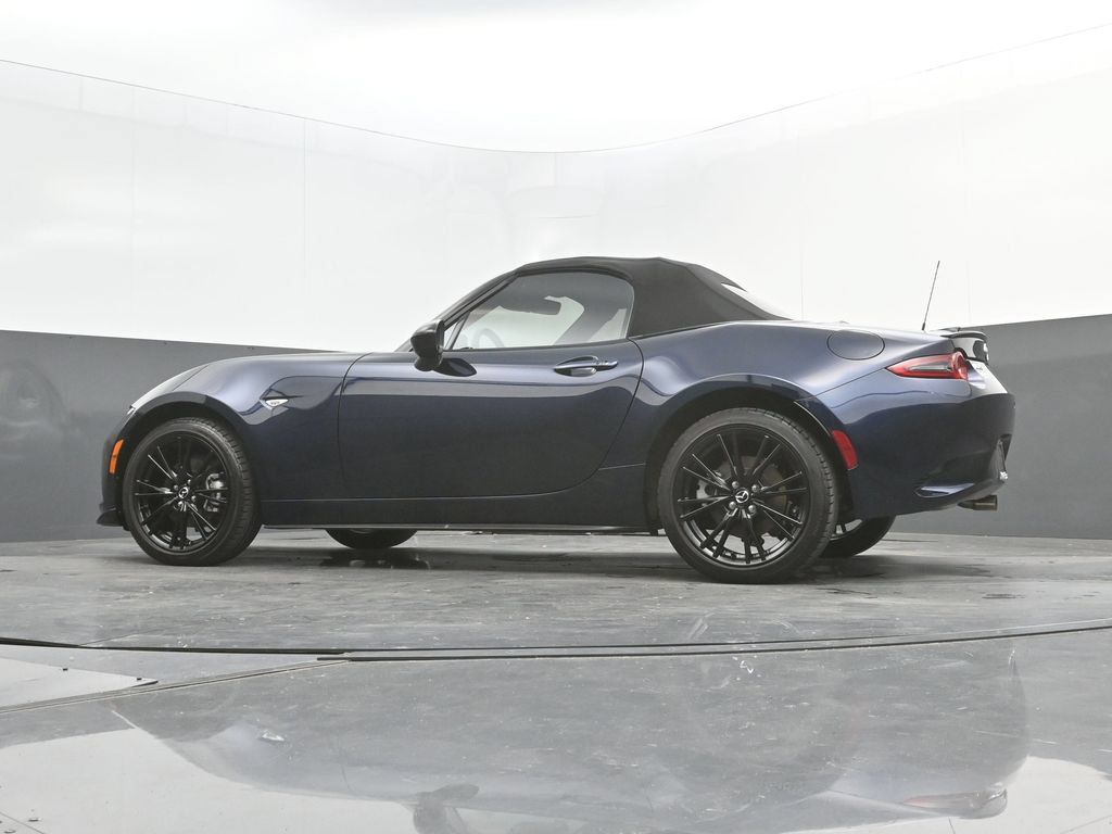 Used 2025 MAZDA MX-5 Miata Club RWD image 34