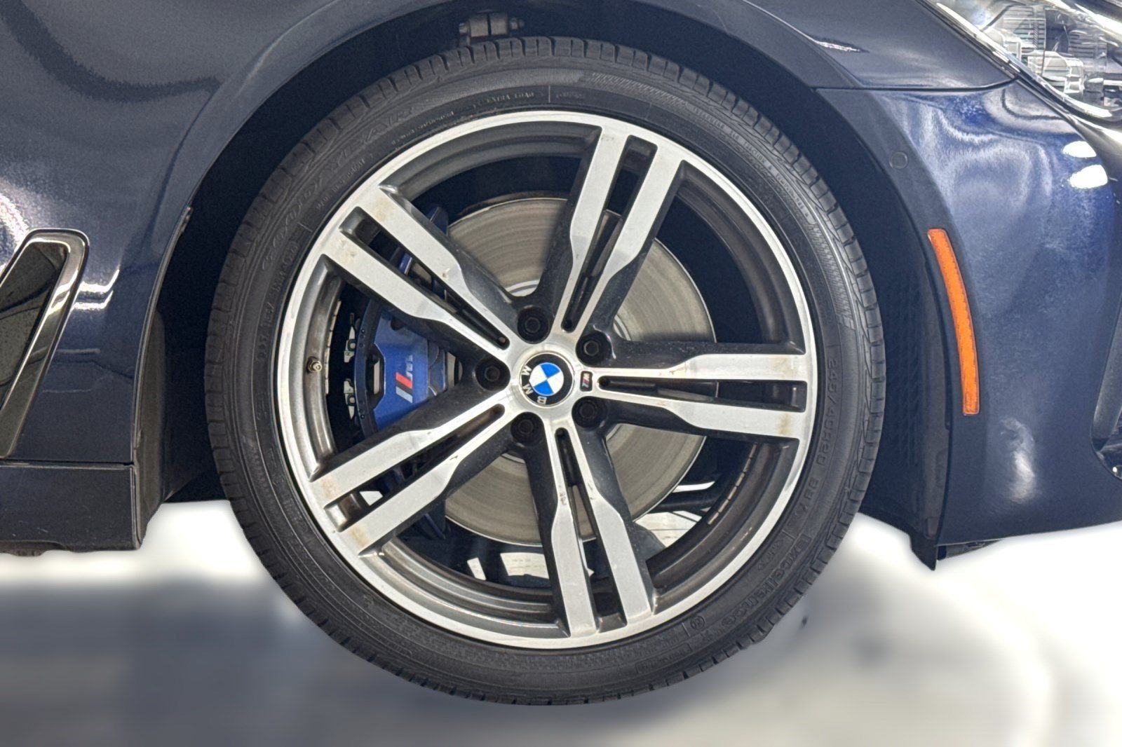 Used 2019 BMW 750i w/ Executive Package RWD image 13