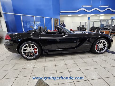 Used 2005 Dodge Viper SRT-10 image 11