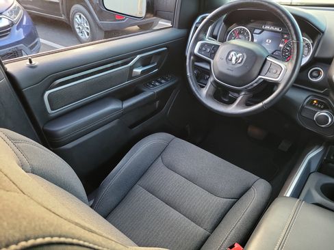 Used 2020 RAM 1500 Big Horn image 15