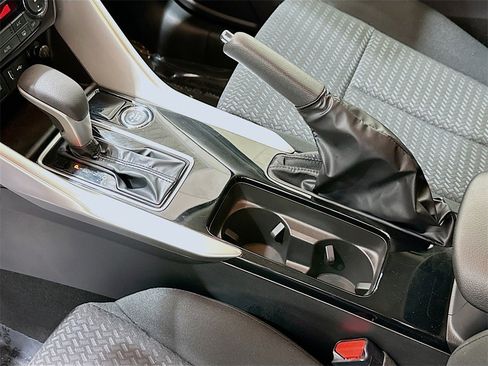 Used 2024 Mitsubishi Eclipse Cross ES image 16