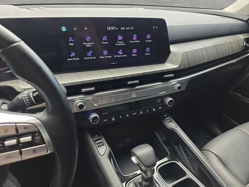 Used 2023 Kia Telluride EX w/ EX Captain's Chair Package FWD image 20