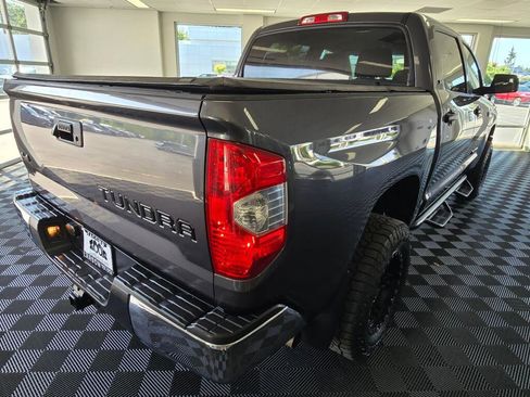 Used 2018 Toyota Tundra SR5 AWD/4WD image 3