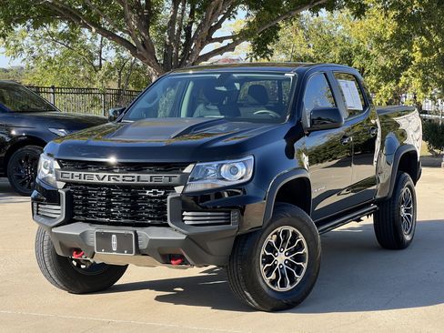 Used 2022 Chevrolet Colorado ZR2 image 2