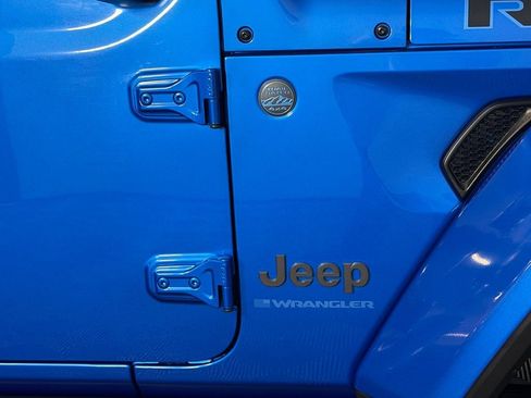 Used 2024 Jeep Wrangler Unlimited Rubicon 4xe AWD/4WD image 11