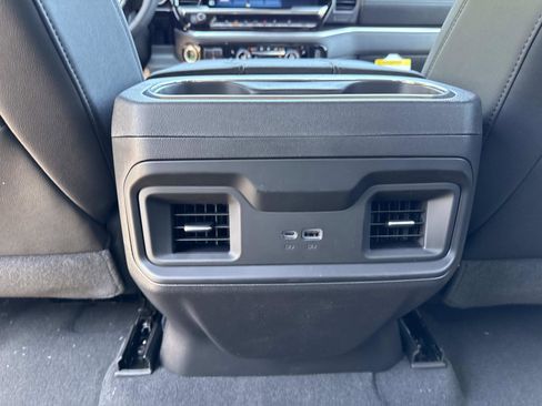 New 2026 Chevrolet Silverado 1500 LT Trail Boss w/ LT Trail Boss Premium Package AWD/4WD image 32