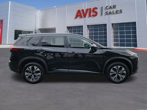 Used 2023 Nissan Rogue SV image 7