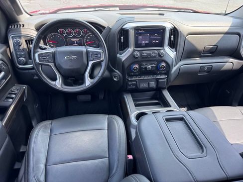 Used 2019 Chevrolet Silverado 1500 LT Trail Boss AWD/4WD image 6