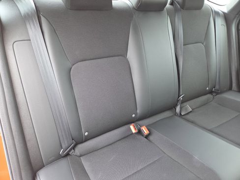Used 2023 Honda Civic Sport image 19