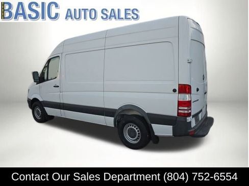 Used 2017 Freightliner Sprinter 2500 image 3