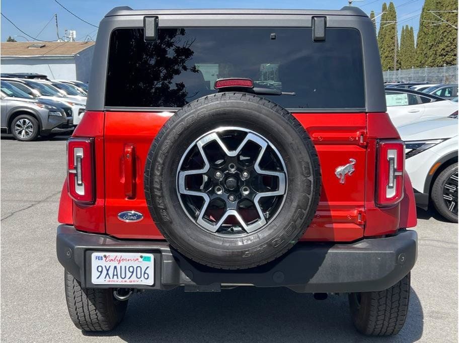 Used 2024 Ford Bronco Outer Banks AWD/4WD image 4