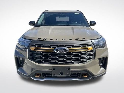 New 2026 Ford Explorer Tremor w/ Tremor Convenience Package image 8