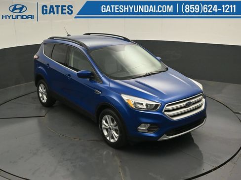 Used 2018 Ford Escape SE AWD/4WD image 46