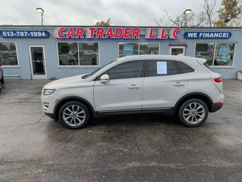 Used 2019 Lincoln MKC Select w/ Select Plus Package FWD image 35