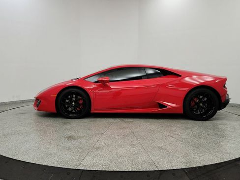 Used 2017 Lamborghini Huracan LP 580-2 RWD image 2