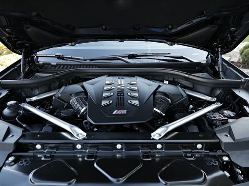 New 2026 BMW X5 M60i image 30