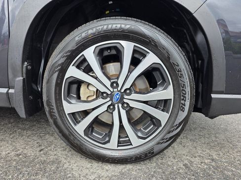 Used 2019 Subaru Forester Limited AWD/4WD image 9