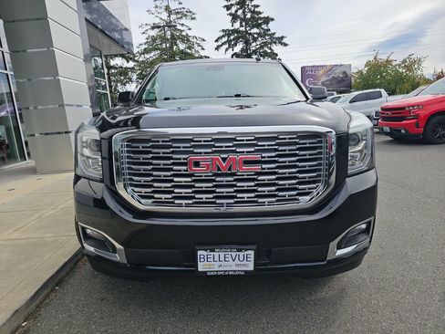 Used 2019 GMC Yukon Denali w/ Denali Ultimate Package AWD/4WD image 2