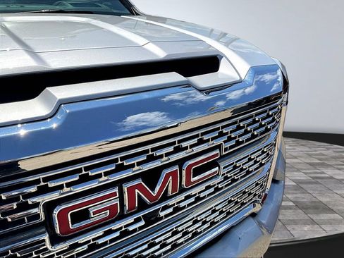 Used 2022 GMC Sierra 3500 Denali w/ Denali Ultimate Package AWD/4WD image 35