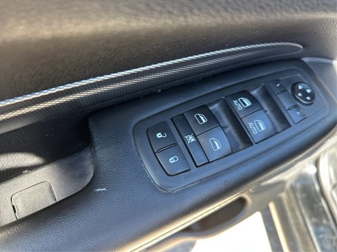 Used 2020 Dodge Durango GT image 37