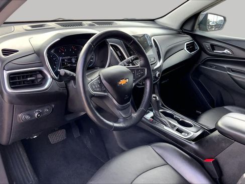 Used 2018 Chevrolet Equinox Premier AWD/4WD image 18