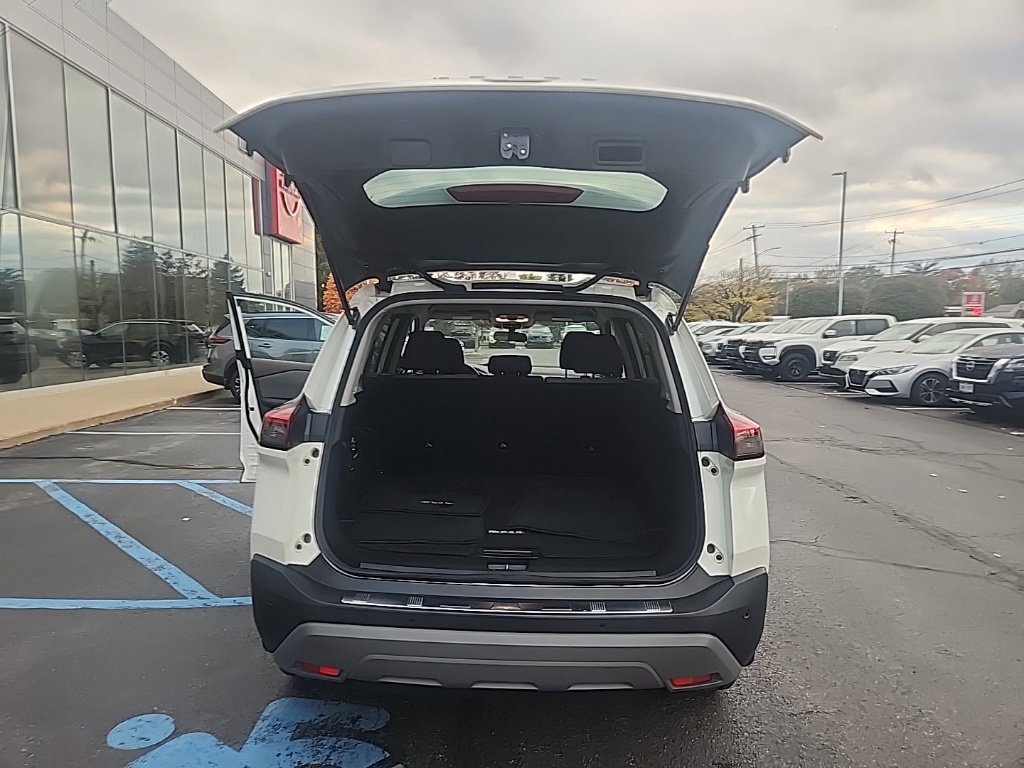 Certified 2023 Nissan Rogue SV AWD/4WD image 27