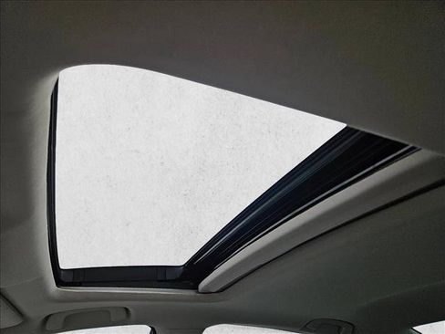 Used 2023 Honda Accord EX image 15