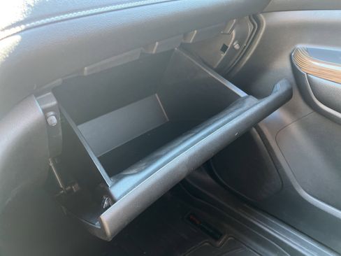 Used 2019 GMC Acadia SLE w/ Driver Alert Package I image 27