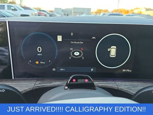 Used 2024 Hyundai Santa Fe Calligraphy AWD/4WD image 21
