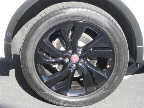 Used 2021 Jaguar E-PACE 300 Sport image 8