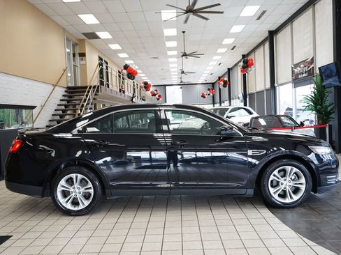 Used 2016 Ford Taurus SEL w/ Equipment Group 201A image 18