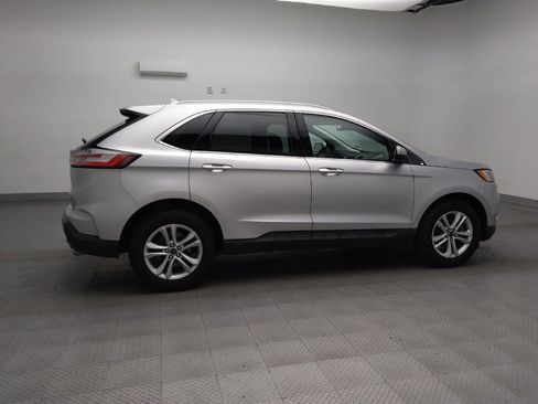 Used 2019 Ford Edge SEL image 10