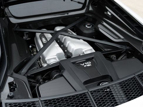 Used 2022 Audi R8 V10 performance image 52