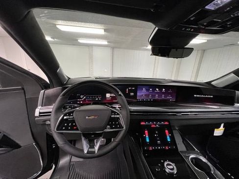 New 2026 Cadillac Escalade V w/ LPO, ONYX Package AWD/4WD image 16