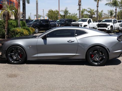 Used 2021 Chevrolet Camaro SS RWD image 5