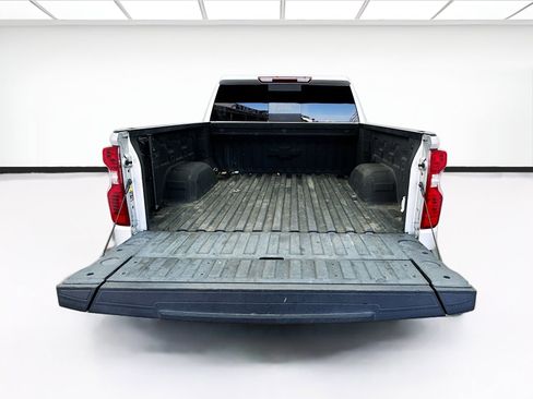 Used 2021 Chevrolet Silverado 1500 LT w/ All Star Edition Plus RWD image 17