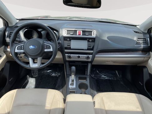 Used 2015 Subaru Outback 2.5i Limited AWD/4WD image 6