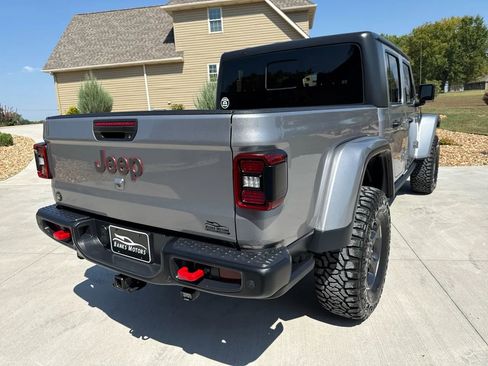 Used 2020 Jeep Gladiator Rubicon image 5