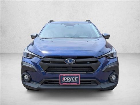 Used 2025 Subaru Crosstrek 2.5i Limited AWD/4WD image 2
