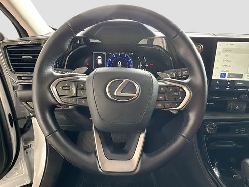 Used 2025 Lexus NX 250 FWD w/ Accessory Package (K3) image 11