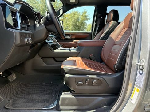 Used 2026 GMC Sierra 2500 Denali Ultimate AWD/4WD image 8