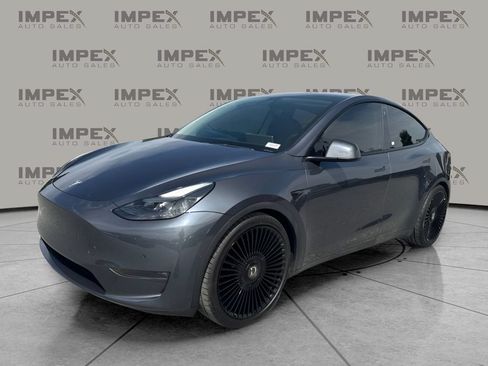 Used 2022 Tesla Model Y Performance AWD/4WD image 1