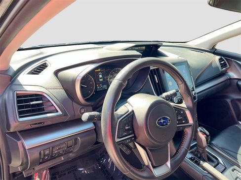 Used 2023 Subaru Crosstrek 2.5i Limited image 9