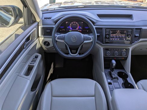 Used 2022 Volkswagen Atlas SE image 20
