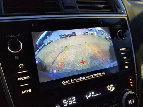 Used 2019 Subaru Outback 2.5i Premium image 11