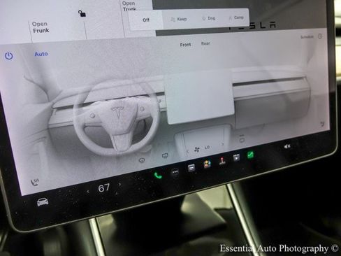 Used 2020 Tesla Model Y Long Range image 34